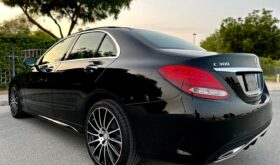 Mercedes C-Class 2018 Black (Night)