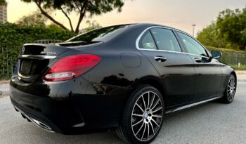 
										Mercedes C-Class 2018 Black (Night) full									