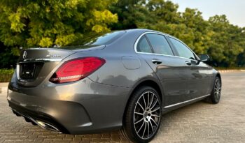 
										Mercedes C-Class 2021 Grey Mountain full									