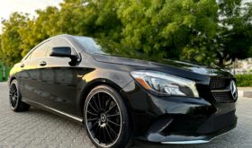 Mercedes CLA-Class 2018 Black (Metallic)