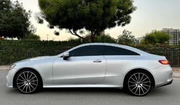 
										Mercedes E-Class 2018 Silver (High-Tech) full									