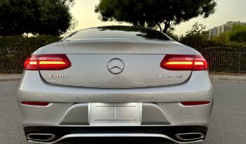 
										Mercedes E-Class 2018 Silver (High-Tech) full									