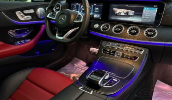 
										Mercedes E-Class 2018 Silver (High-Tech) full									