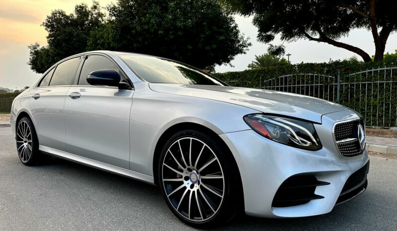 
								Mercedes E-Class 2019 Silver (High-Tech) full									