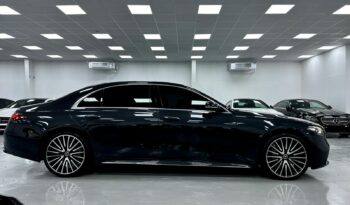 
										Mercedes S-Class 2022 Grey Mountain (Metallic) full									