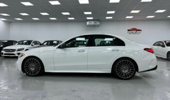 
										Mercedes C-Class 2022 White (Digital) full									