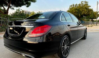 
										Mercedes C-Class 2020 Black (Metallic) full									