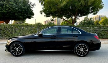 
										Mercedes C-Class 2020 Black (Metallic) full									