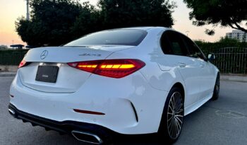 
										Mercedes C-Class 2022 White (Digital) full									