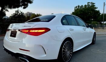 
										Mercedes C-Class 2022 White (Digital) full									