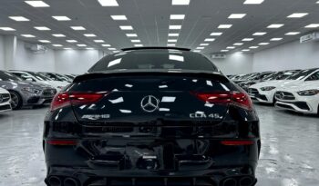 
										Mercedes CLA-Class 2020 Black (Metallic) full									