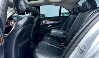 
										Mercedes E-Class 2017 Silver (High-Tech) full									