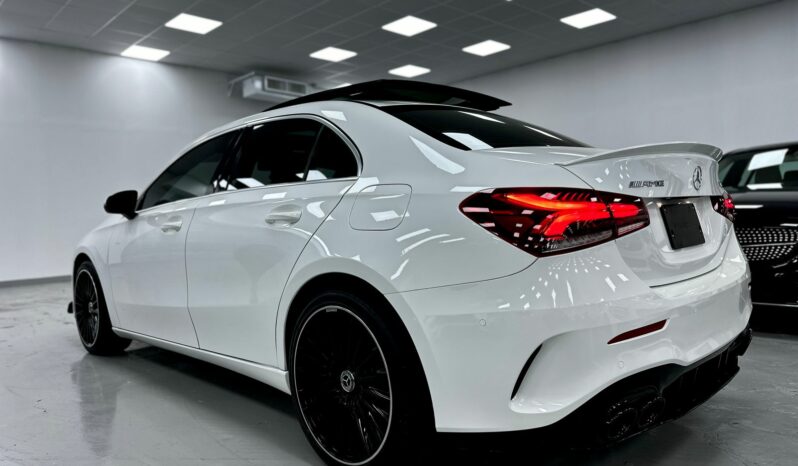 
								Mercedes A-Class 2019 White (Digital) full									