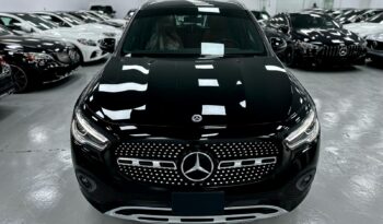 
										Mercedes gla-class 2021 Black (Metallic) full									